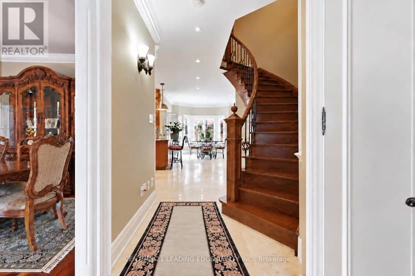 40 Arista Gate — photo 4 of 40