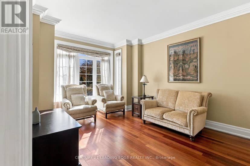 40 Arista Gate — photo 7 of 40