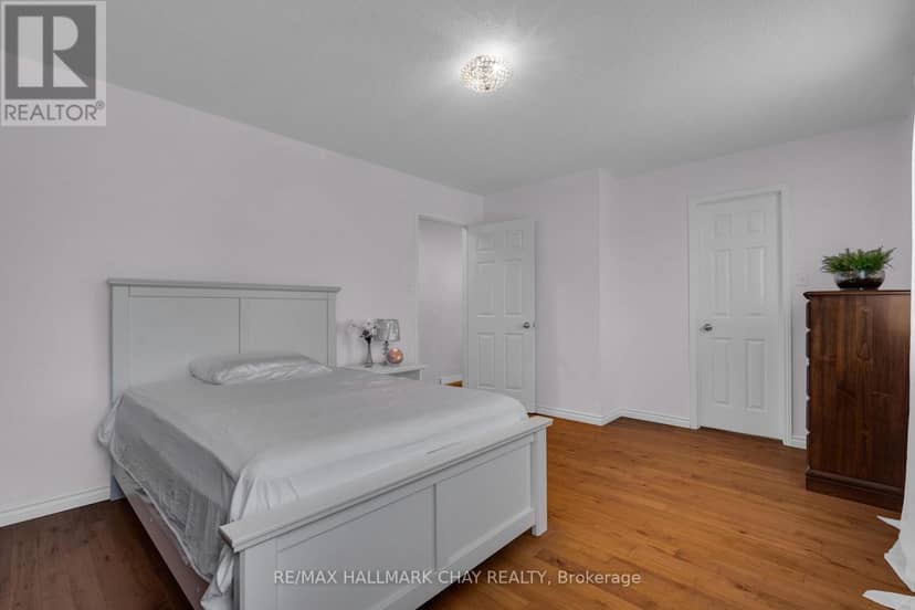 86 Trillium Crescent — photo 17 of 35