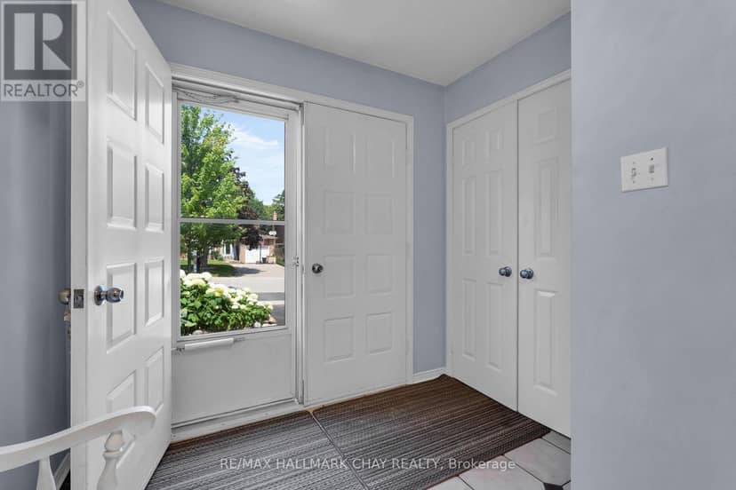 86 Trillium Crescent, Barrie, photo 6