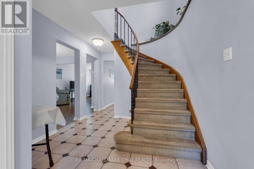 86 Trillium Crescent, Barrie, photo 8