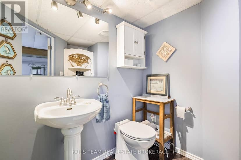 7 Couchiching Crescent — photo 19 of 29