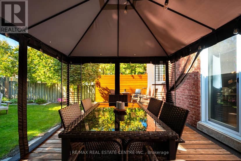 128 Elaine Drive — photo 35 of 40