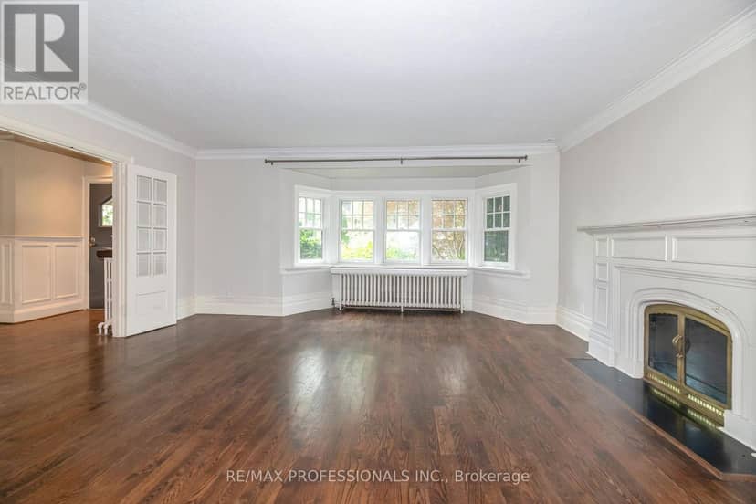 61 Grenview Boulevard N, Toronto, photo 6