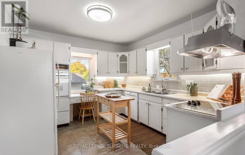 54 East Drive — photo 12 of 40