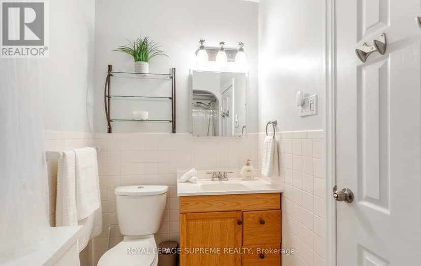 54 East Drive — photo 24 of 40
