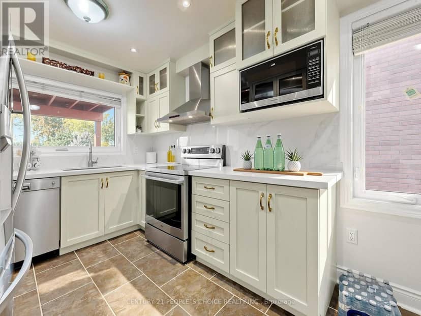 6318 Camgreen Circle — photo 15 of 40