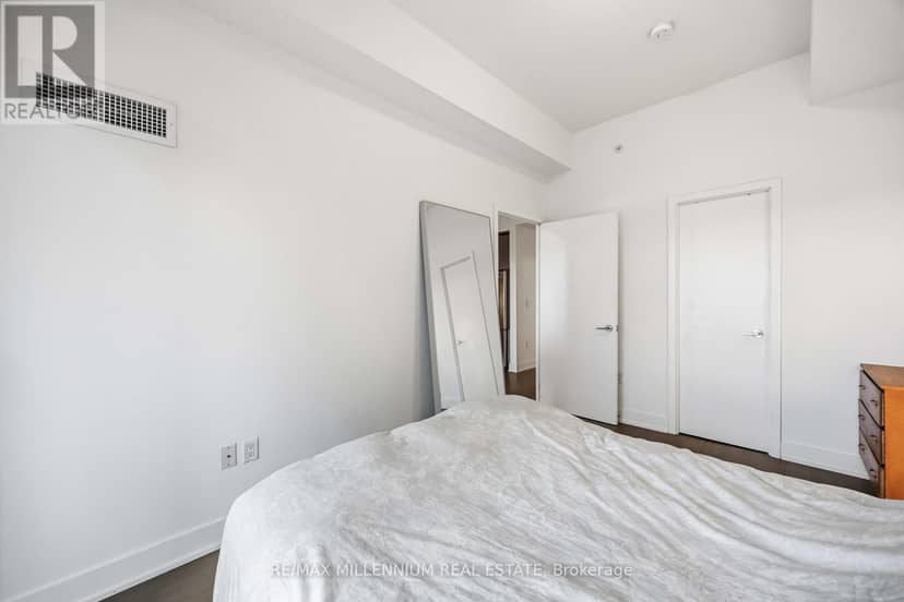 803 - 20 Shore Breeze Drive — photo 31 of 40