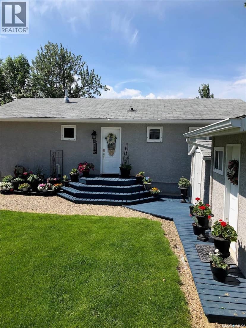 115 Lakeside DRIVE — photo 11 of 40