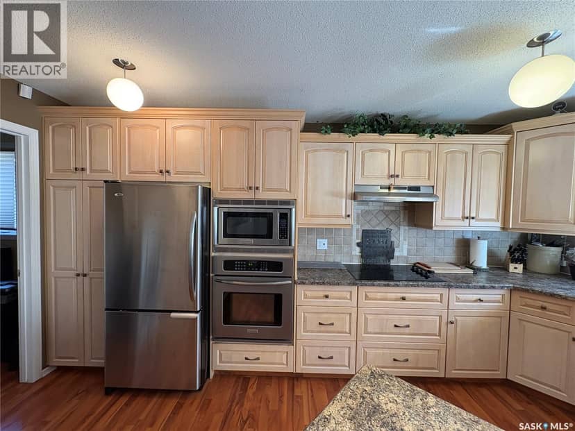 115 Lakeside DRIVE — photo 20 of 40