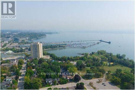 912 - 220 Missinnihe Way, Mississauga