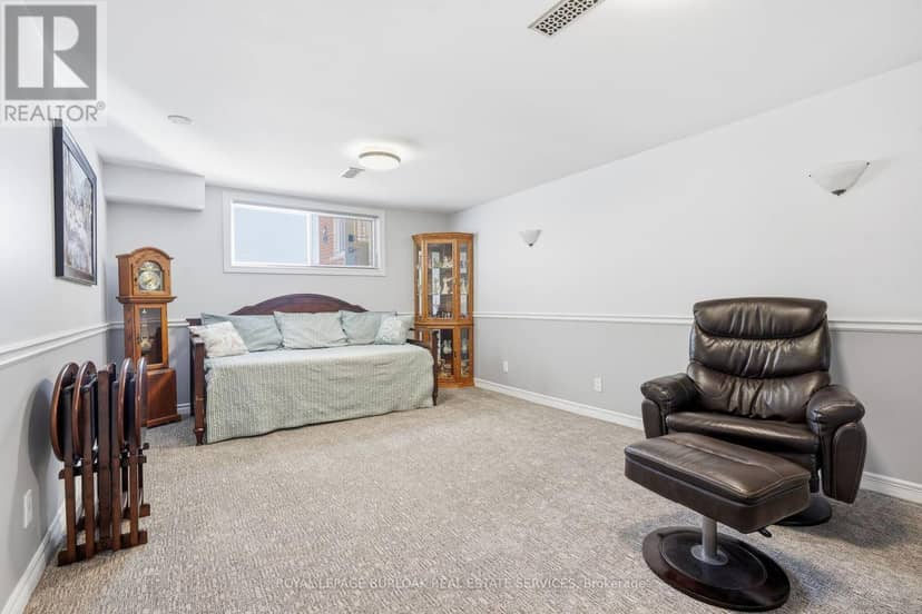 2432 Cyprus Avenue — photo 27 of 40