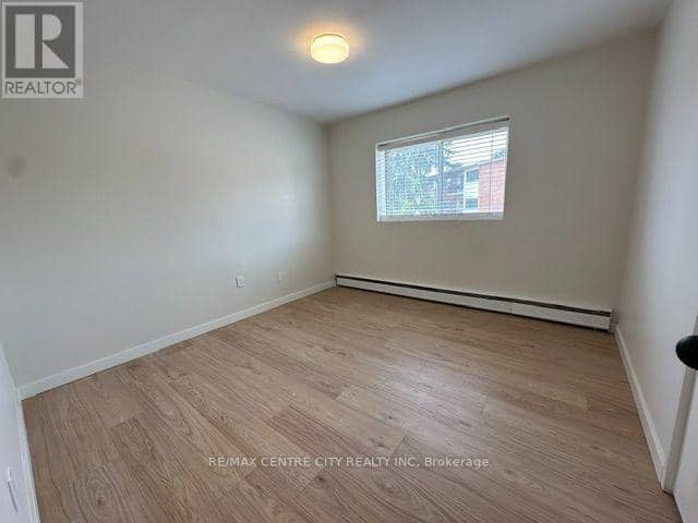 208 - 1172 Hamilton Road — photo 12 of 17