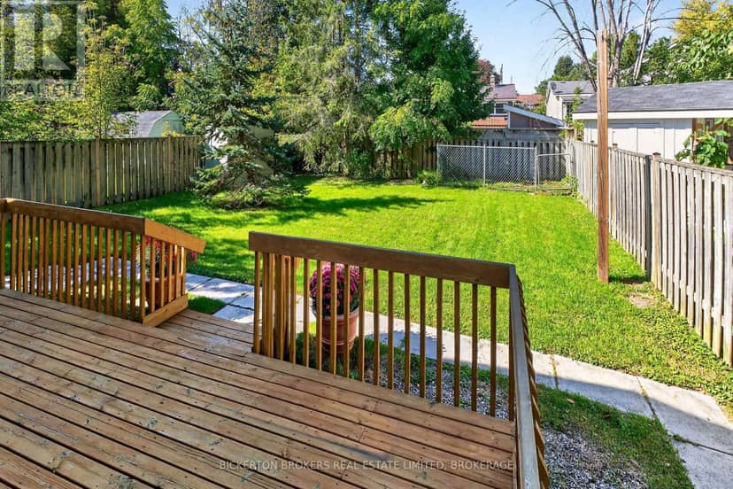 354 Oak Street, Gananoque, photo 7