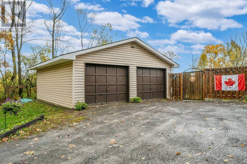 435 County Road 2 E, Front of Leeds & Seeleys Bay, photo 5