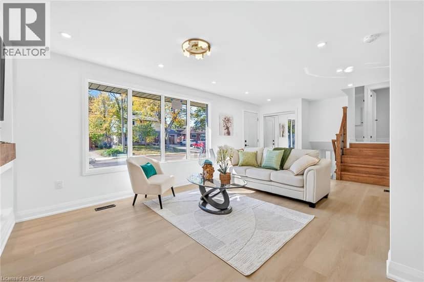 4 BERMUDA Court — photo 15 of 40