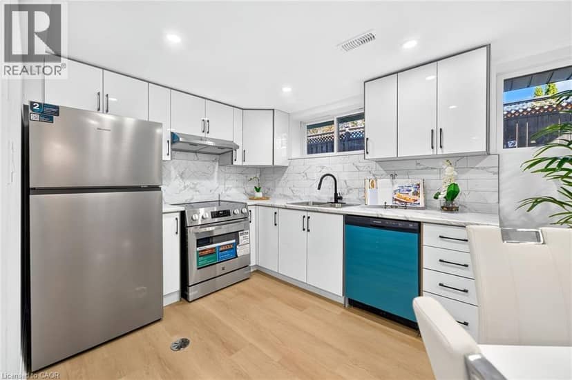 4 BERMUDA Court — photo 26 of 40
