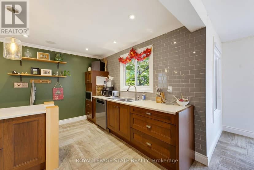50 Fusilier Drive — photo 12 of 40