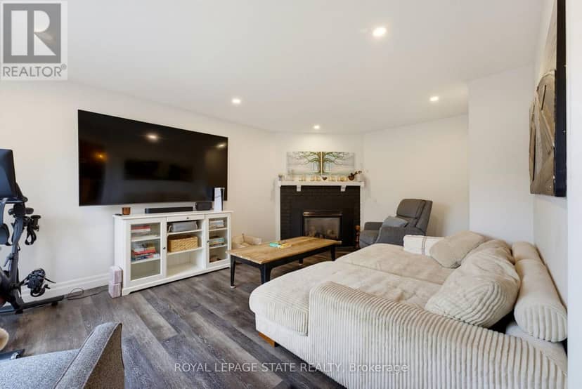 50 Fusilier Drive — photo 14 of 40
