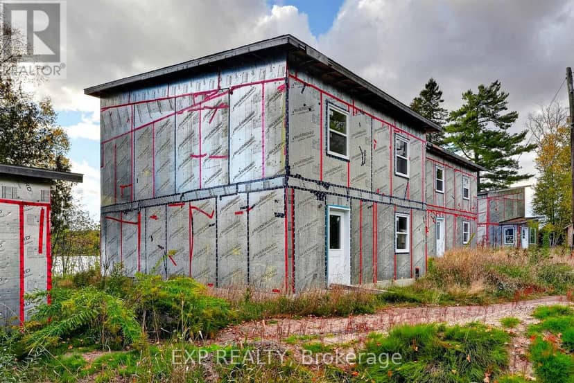 194 South Road — photo 27 of 40