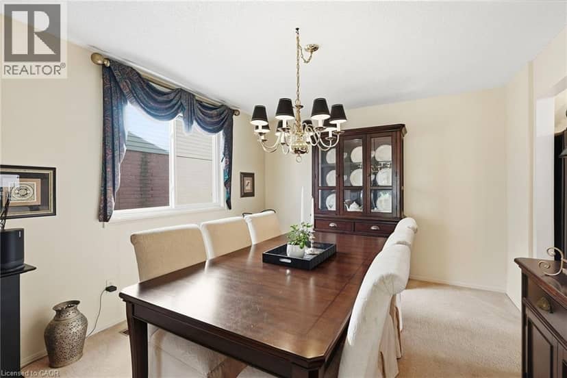 89 BRIGADE Drive, Hamilton, photo 8