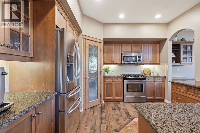 76 Crystal Green Drive, Okotoks, photo 7