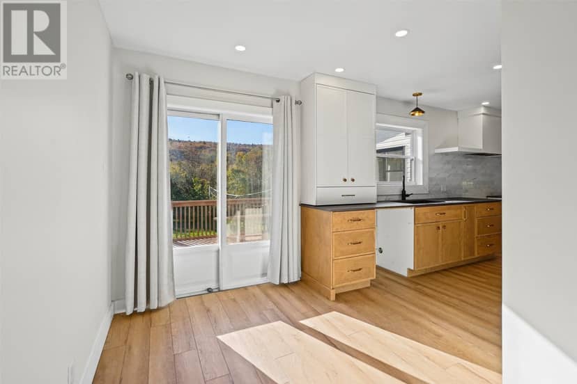 44-48 Beach Avenue — photo 14 of 40