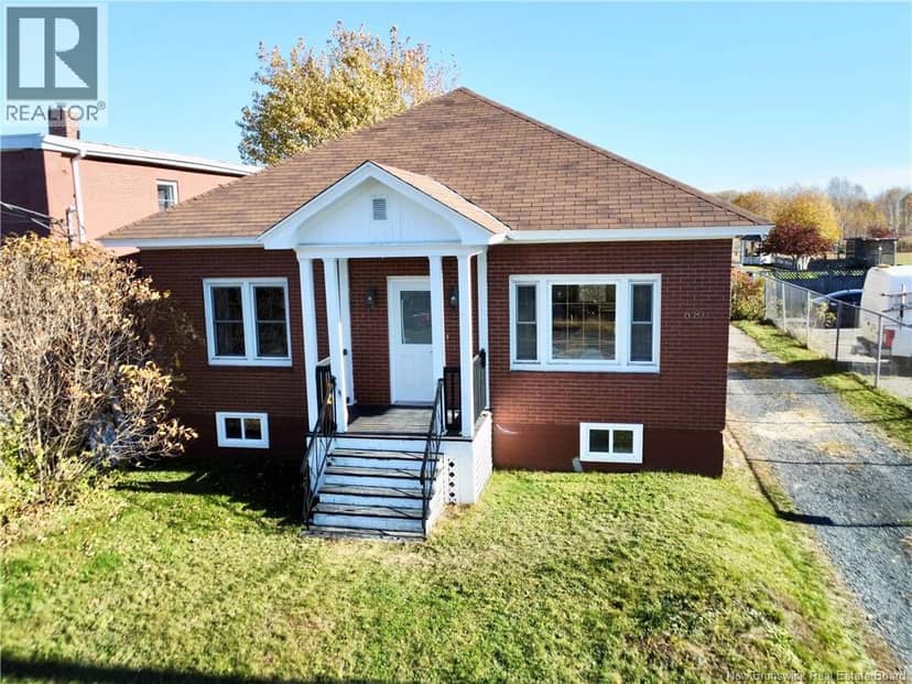 680 Bridge Street, Bathurst