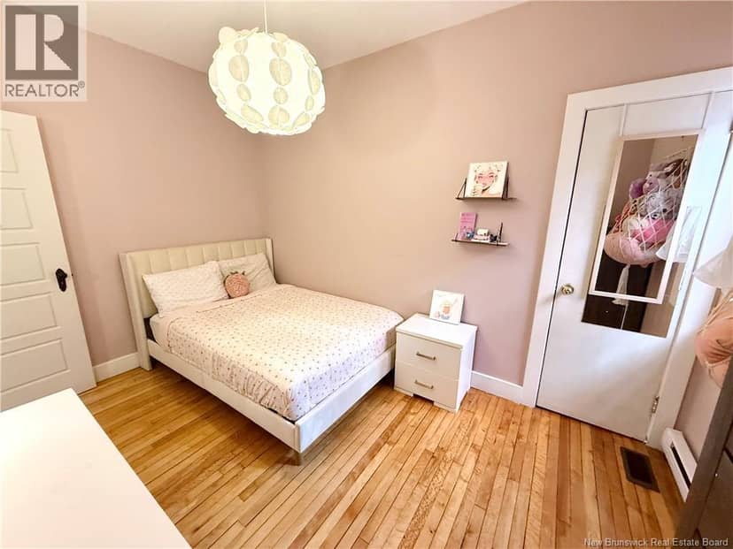 680 Bridge Street — photo 17 of 35