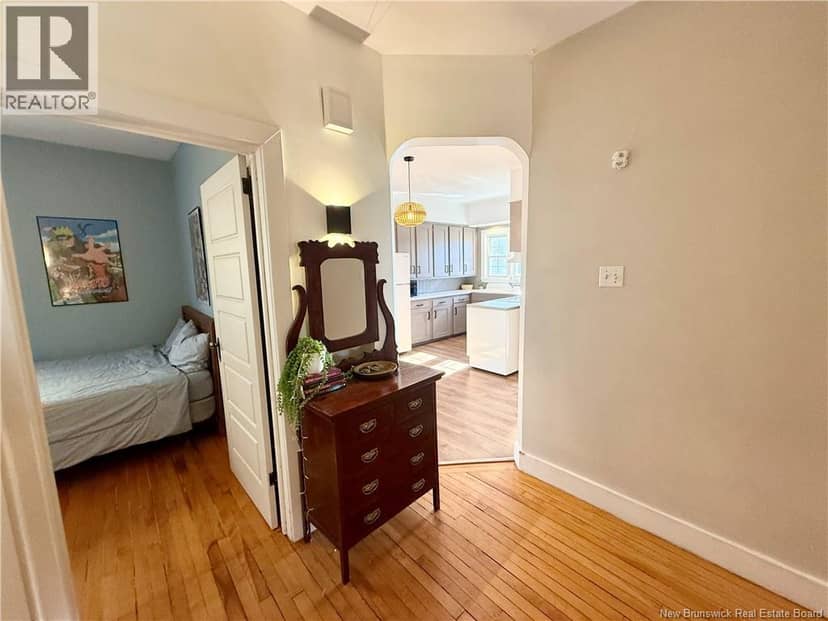 680 Bridge Street — photo 25 of 35