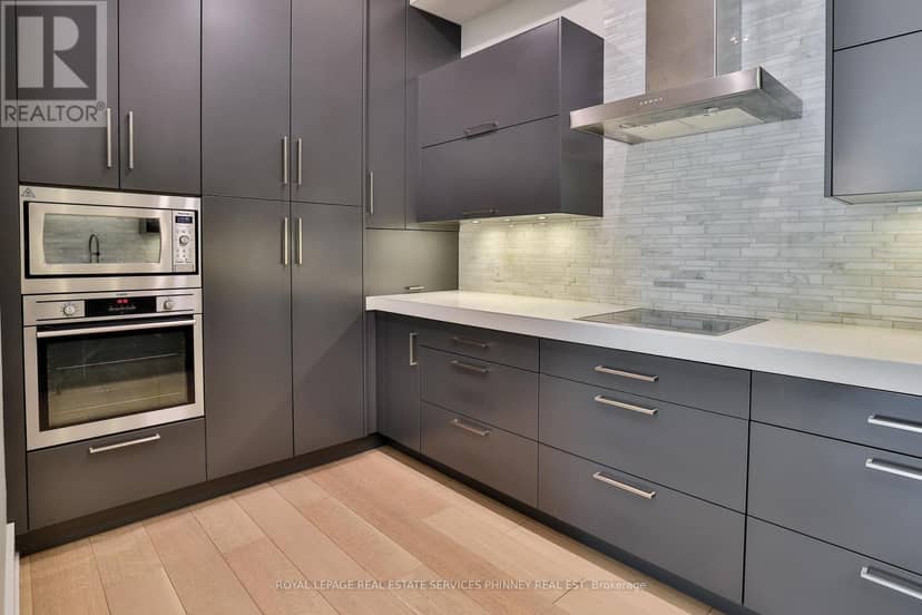 1102 Crestview Street — photo 12 of 40