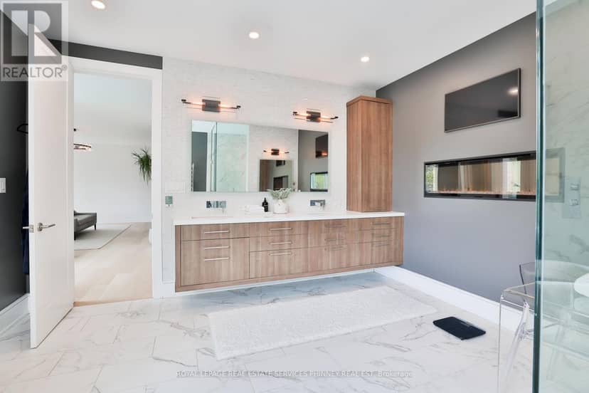 1102 Crestview Street — photo 26 of 40