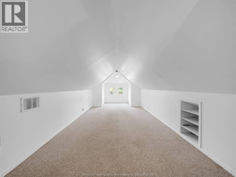 3999 GRAND MARAIS ROAD East — photo 15 of 23