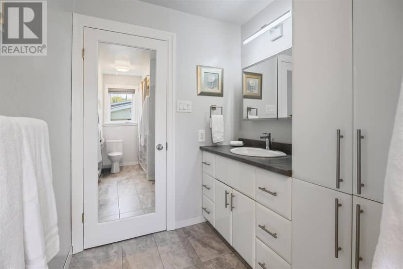 34 Lynne Ct — photo 20 of 40