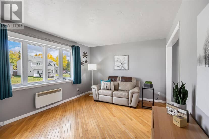 34 Lynne Ct, Chapleau, photo 6
