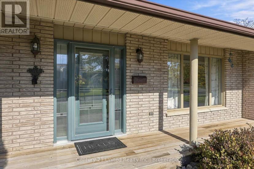 898 Sydenham Road, Peterborough, photo 5
