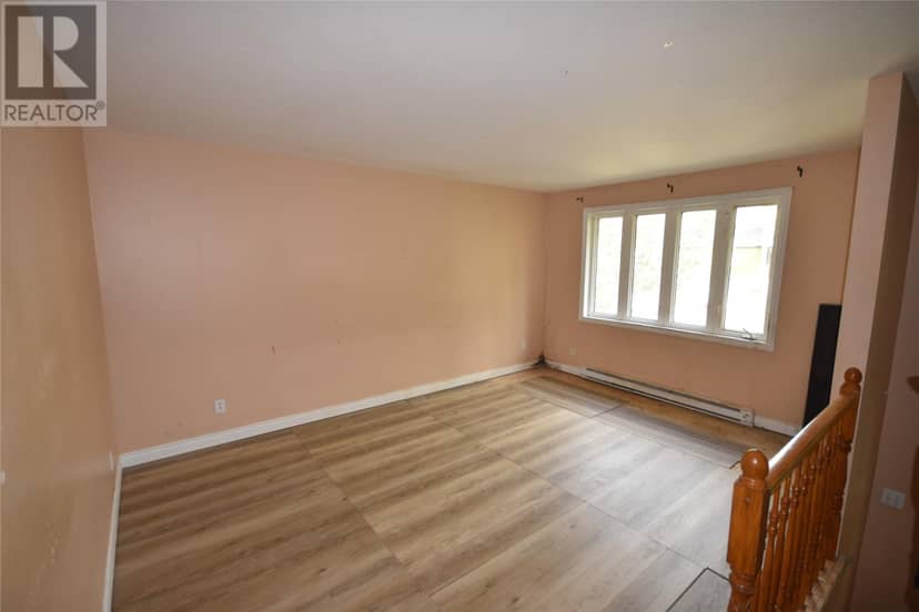 104 Fowlers Road — photo 9 of 21