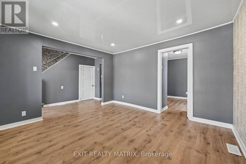 1026 Notre Dame Road, Russell, photo 6