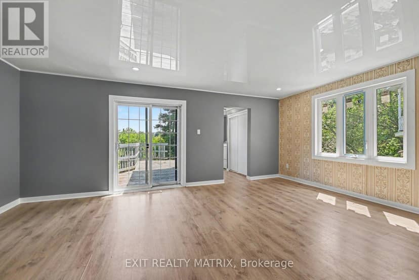 1026 Notre Dame Road, Russell, photo 7