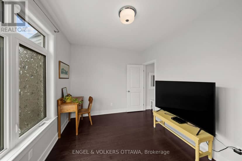 538 Silverbell Crescent — photo 15 of 30