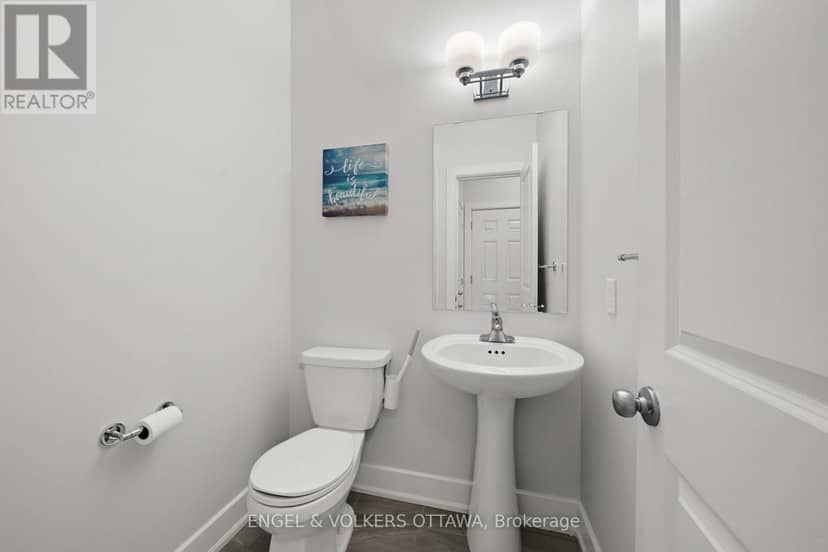 538 Silverbell Crescent — photo 16 of 30