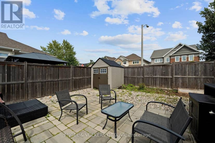 538 Silverbell Crescent — photo 30 of 30