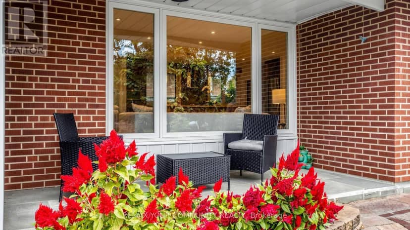 15 Colwick Drive, Toronto, photo 3