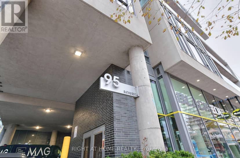 422 - 95 Bathurst Street — photo 2 of 26