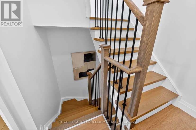 16 - 780 Sheppard Avenue E — photo 19 of 40