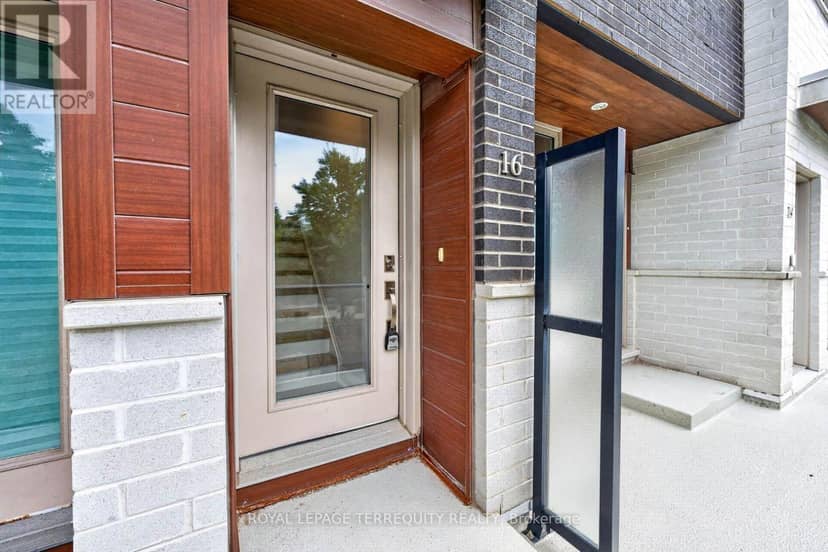 16 - 780 Sheppard Avenue E — photo 2 of 40