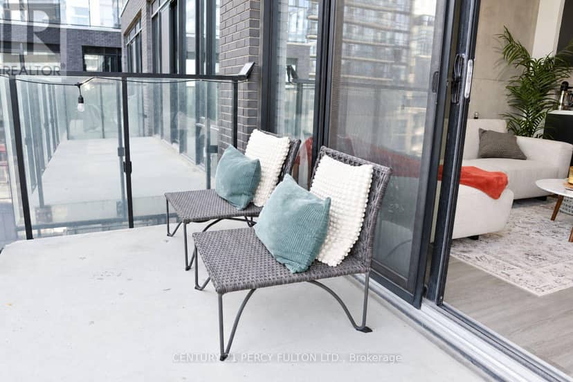 806 - 55 Ontario Street — photo 16 of 26