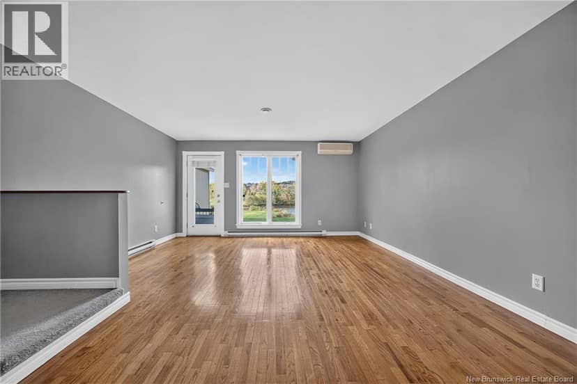 516 Riverside Drive Unit# 9 — photo 14 of 30