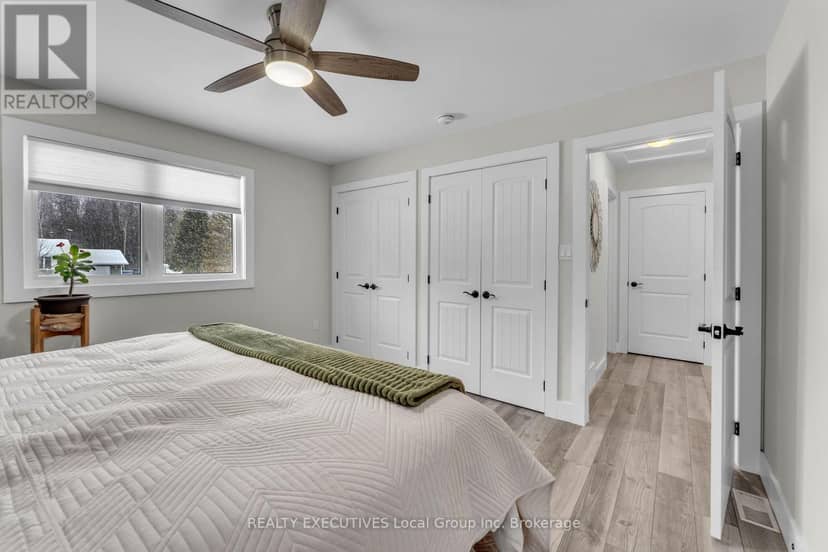 61 Astor Street S — photo 18 of 32