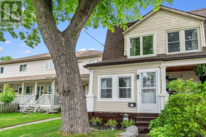 5 1/2 Luttrell Avenue, Toronto, photo 2